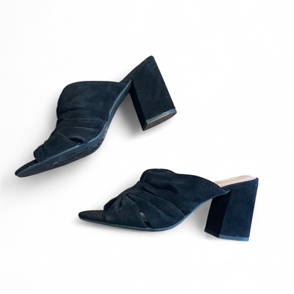 Taryn Rose Suede Black Mule